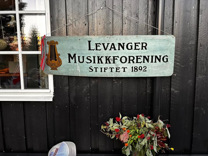 13.06.26 - Fra dype røster til høye toner !